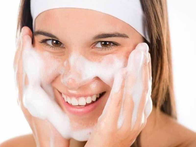 Bumebime Whitening Mask Soap 
